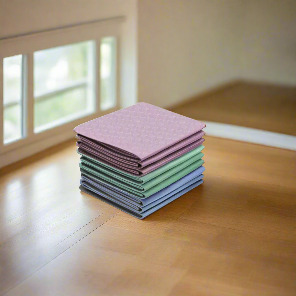 Foldable yoga mat